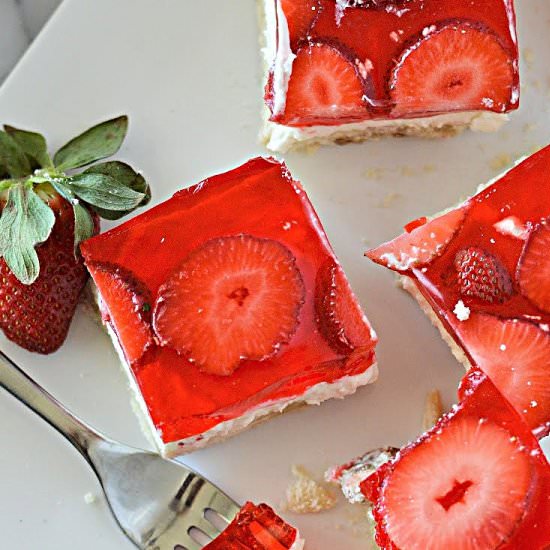 Low Carb Strawberry Pretzel Salad - Recipe photo by Stylish Cravings