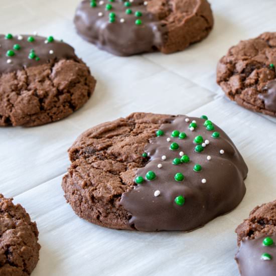 Dipped Chocolate Mint Cookies - Recipe photo by For the Love of Cooking