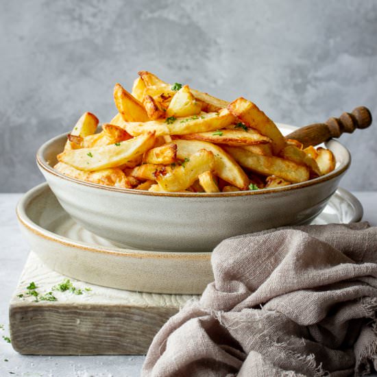 Super Easy Air Fryer Chips - Recipe photo by KitchenMason
