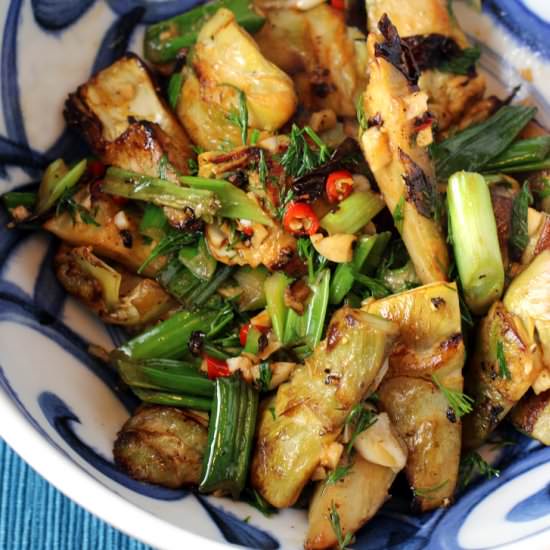 Vietnamese-style sauteed artichokes - Recipe photo by Food Gal