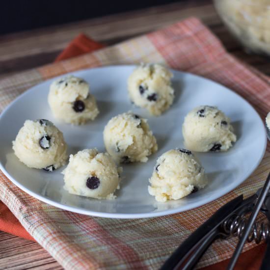 Chocolate Chip Cookie Dough - Recipe photo by littlebitrecipes