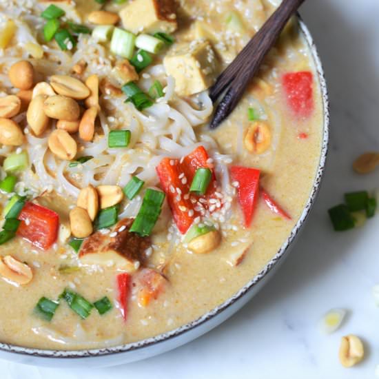 Peanut and Coconut Ramen Soup - Recipe photo by mariateodorastefan