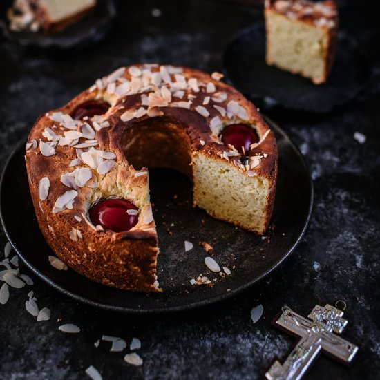 EASY NO KNEAD GLUTEN FREE TSOUREKI - Recipe photo by Helen Tzouganatos