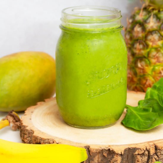 Island Green Tropical Smoothie - Recipe photo by dailydish