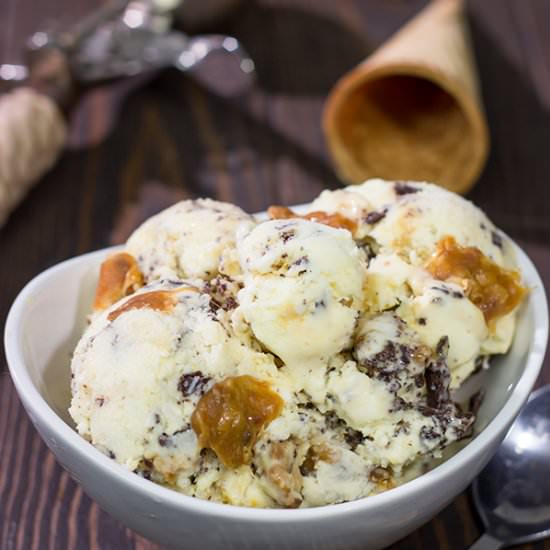 Samoa Ice Cream - Recipe photo by spicedblog