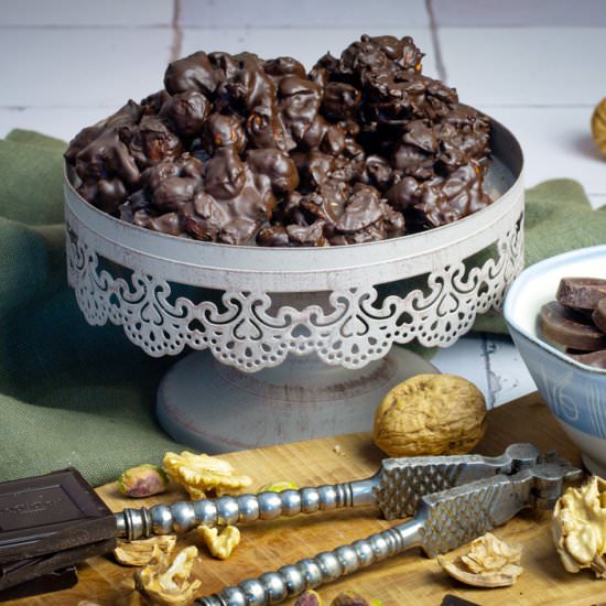 ROCAS DE CHOCOLATE Y FRUTOS SECOS - Recipe photo by JUEGODESABORES