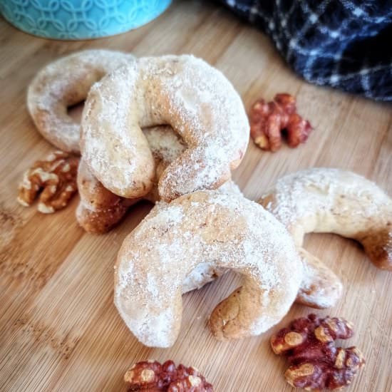 Vegan Walnut Cookies - Recipe photo by VegnFit