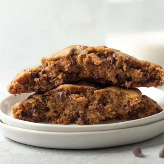 ONE GIANT CHOCOLATE CHIP COOKIE - Recipe photo by onegirl_onekitchen
