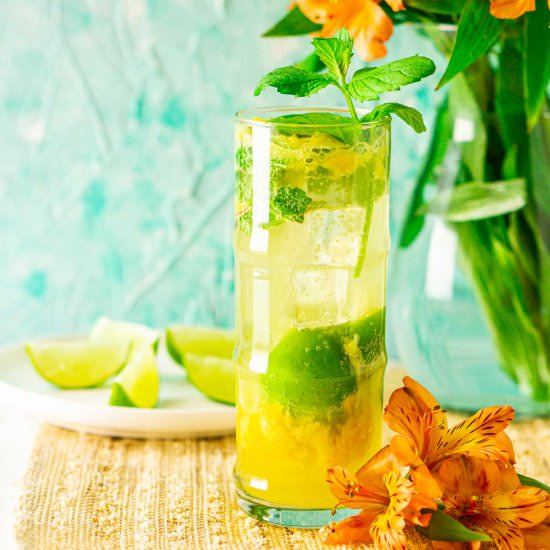 Mango Mojito - Recipe photo by Burrata and Bubbles