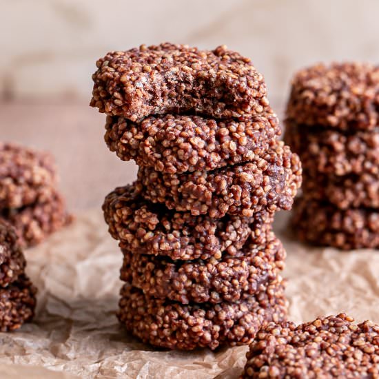 Crispy Quinoa Cacao Cookies - Recipe photo by Healthy Little Vittles