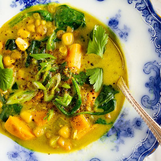 Coconut Curry Lentil Soup - Recipe photo by Happyasayam