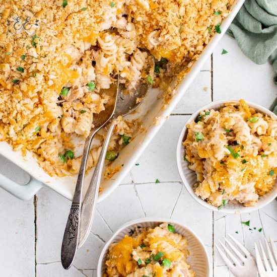 Easy Tuna Casserole - Recipe photo by emilyenchanted