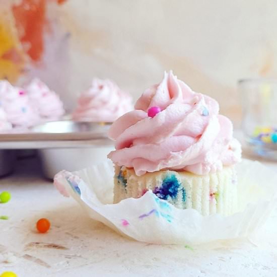 Sprinkle Cupcakes - Recipe photo by WhiskingWolf