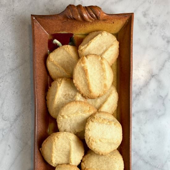 Vanilla Shortbread Cookies - Recipe photo by thebrookcook.wordpress.com