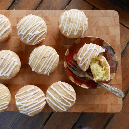 Little Apple Cakes - Recipe photo by Daisy Cake Company