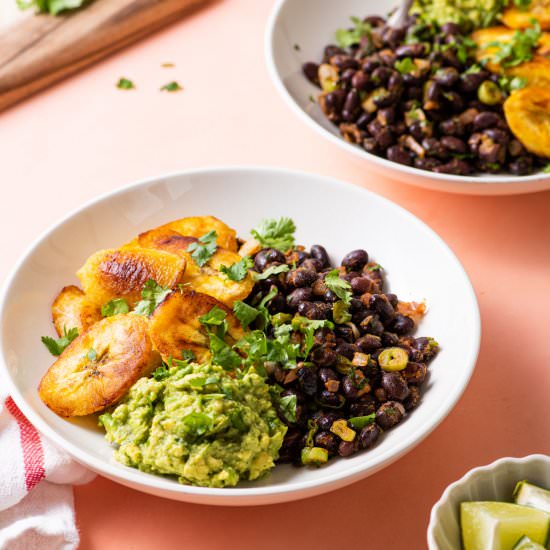 Black Bean Bowls with Plantains - Recipe photo by thenewbaguette