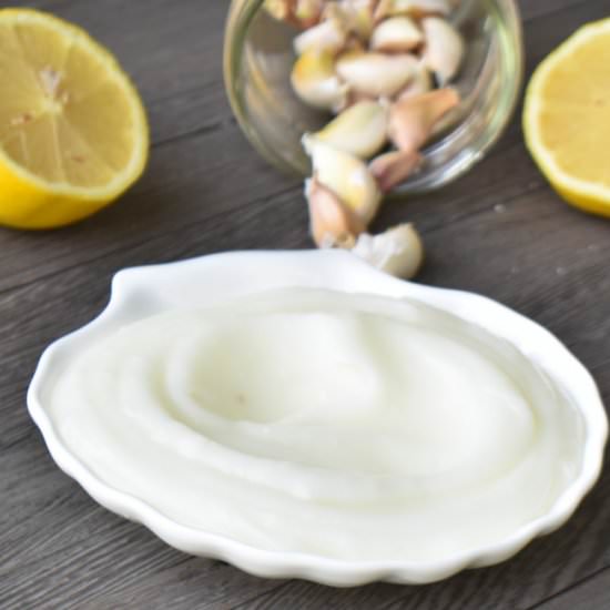 Lebanese Garlic Toum - Recipe photo by hadias lebanese cuisine