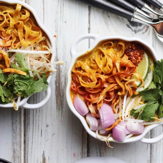 Chicken Khao Soi - Recipe photo by lindseyeatsla