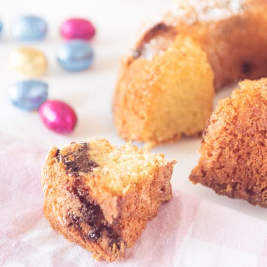 Easter Bundt Cake with Surprise - Recipe photo by Andrea Janssen