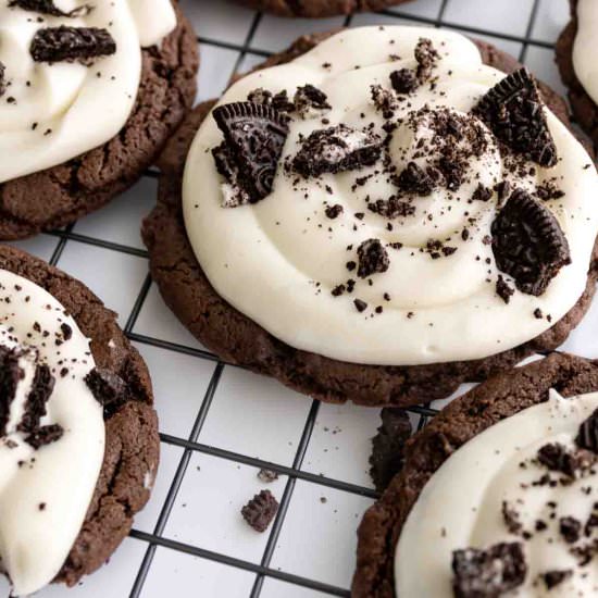Oreo Cheesecake Cookies - Recipe photo by simplyscrumptiouseats