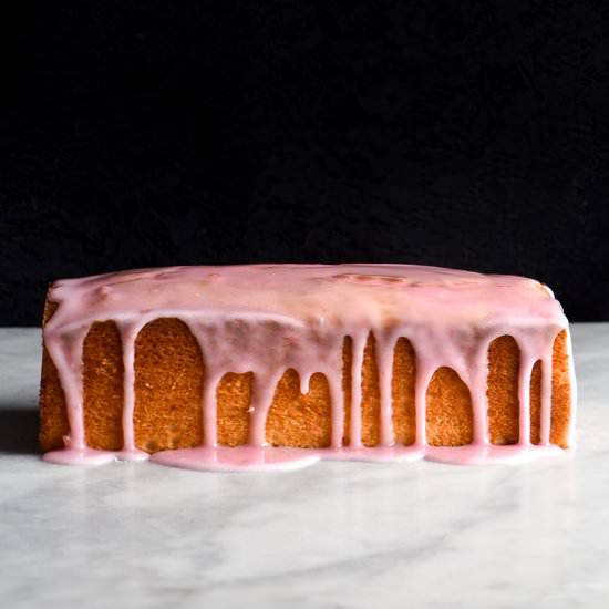 Easy gluten free vanilla cake - Recipe photo by georgeats