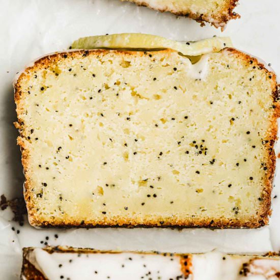 Best Lemon Poppy Seed Pound Cake - Recipe photo by Sweetly Cakes