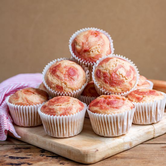 Ginger Rhubarb Muffins - Recipe photo by veggie desserts