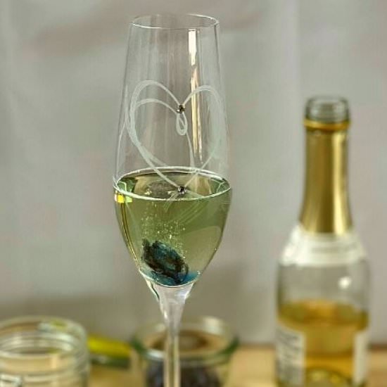 Candied Violets with Sparkling Wine - Recipe photo by CombineGoodFlavors