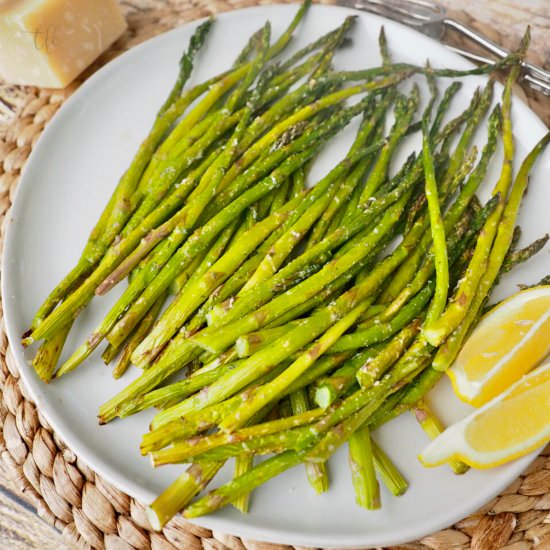 Air Fryer Asparagus with Parmesan - Recipe photo by thefreshcooky