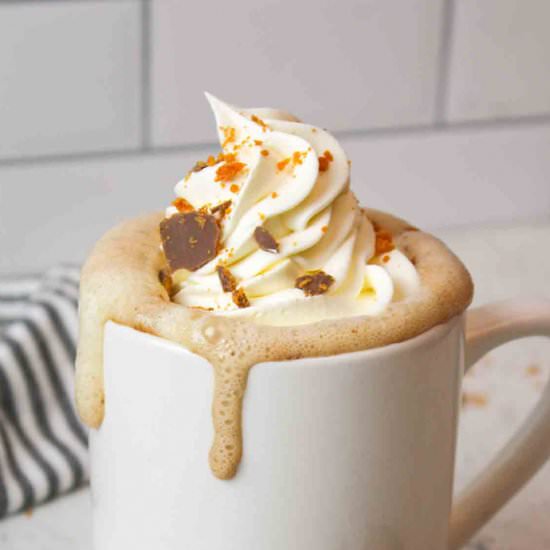 Hot Chocolate With Buttersfingers - Recipe photo by NicoleBeeyondCereal