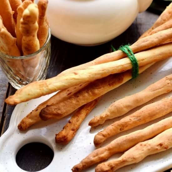 Parmesan Grissini Breadsticks - Recipe photo by FreeFoodTips