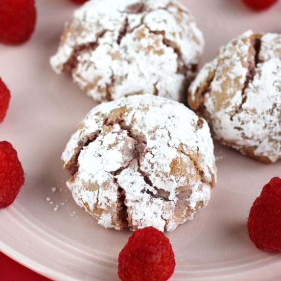 Raspberry amaretti - Recipe photo by Food Gal