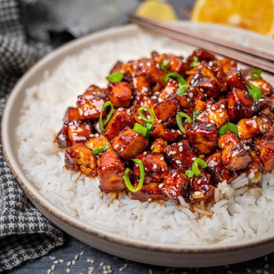 Crispy Orange Tofu - Recipe photo by vegancocotte