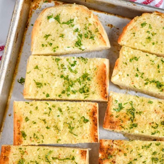Garlic Bread - Recipe photo by simplejoy