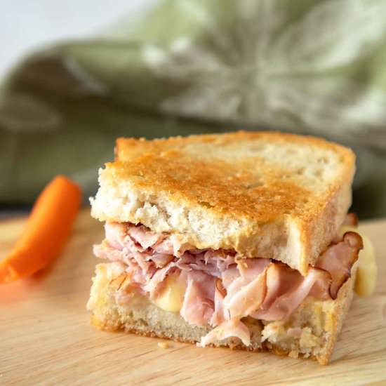 Grilled Ham and Cheese Sandwich - Recipe photo by iwilkerson