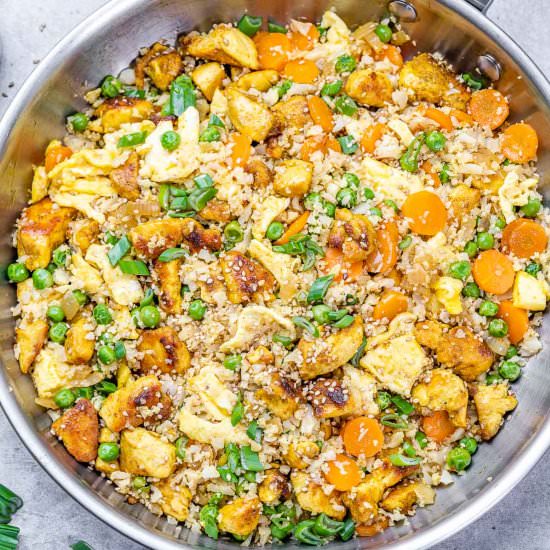 CHICKEN CAULIFLOWER FRIED RICE - Recipe photo by healthyfitnessmeals