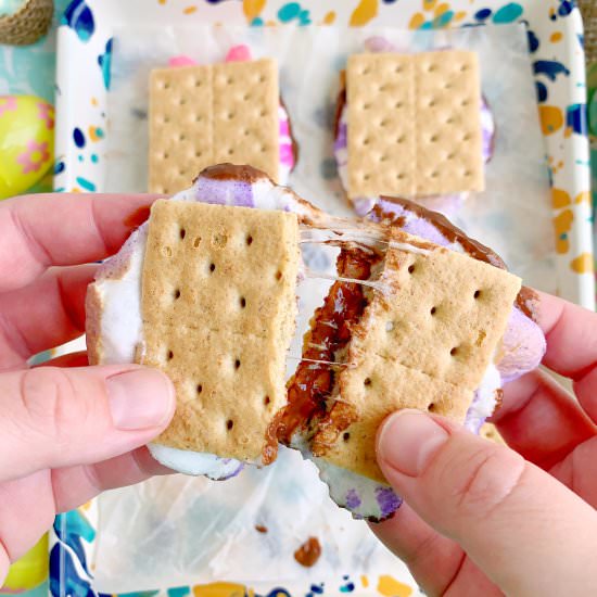 Peeps S'mores - Recipe photo by Theyummymuffin