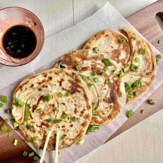 Scallion pancake (Cong You Bing) - Recipe photo by greedygirlgourmet