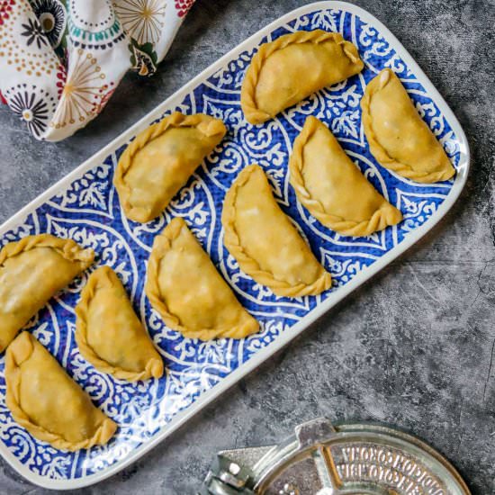 Flakey Empanada Dough - Recipe photo by HIldaskitchenblog