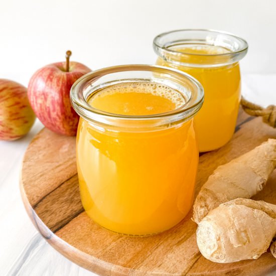 Apple ginger turmeric shots - Recipe photo by Low Histamine Kitchen