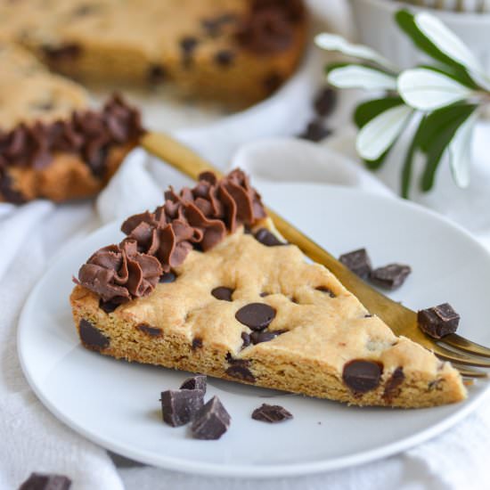 Vegan Cookie Cake - Recipe photo by earthly provisions