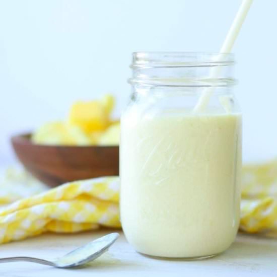 Mango Pineapple Smoothie - Recipe photo by simplymadeeats