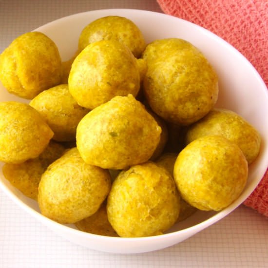 Easy Trinidad Pholourie - Recipe photo by wetrinifood