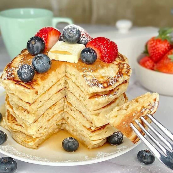 Good Old Fashioned Pancakes - Recipe photo by Maplewoodroad.com