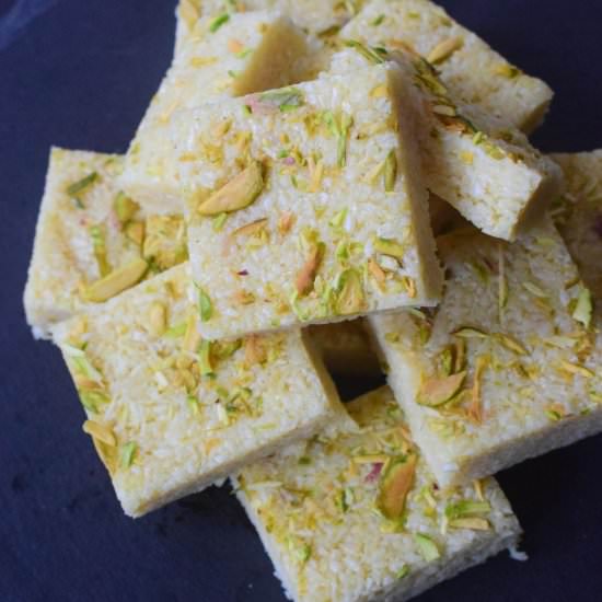 coconut burfi with condensed milk - Recipe photo by rumkisgoldenspoon