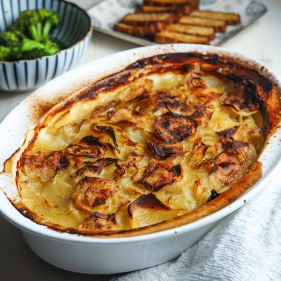 Vegan Boulangère Potatoes - Recipe photo by Cooking With Camilla