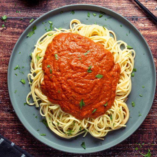 Vegan Spaghetti Sauce - Recipe photo by lovingitvegan