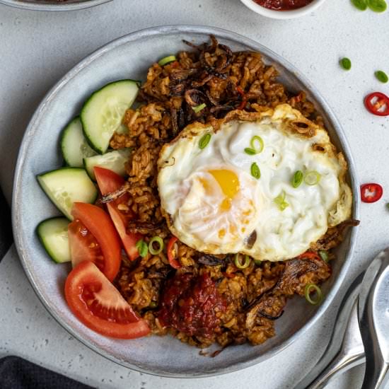 Vegetarian Nasi Goreng - Recipe photo by Sixhungryfeet