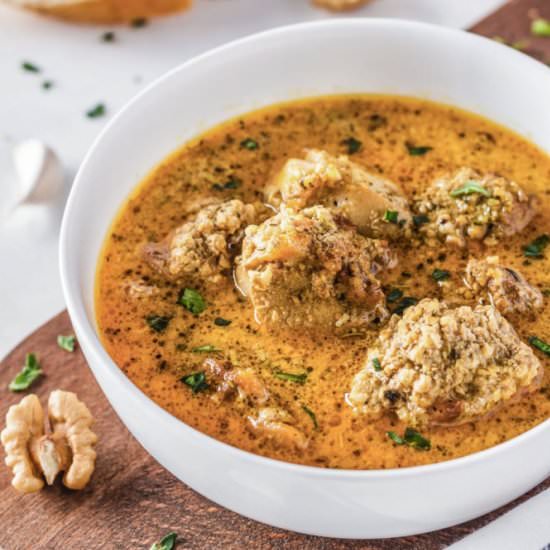 Georgian Chicken in Walnut Sauce - Recipe photo by allweeat