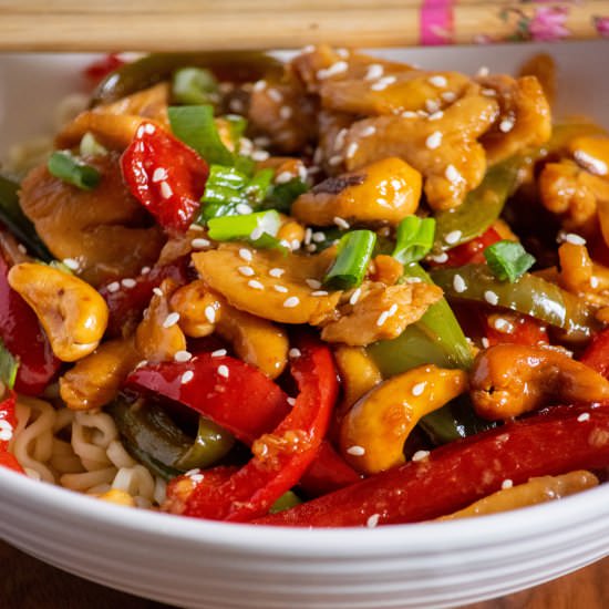 Chicken Cashew Stir Fry - Recipe photo by JawnsICooked